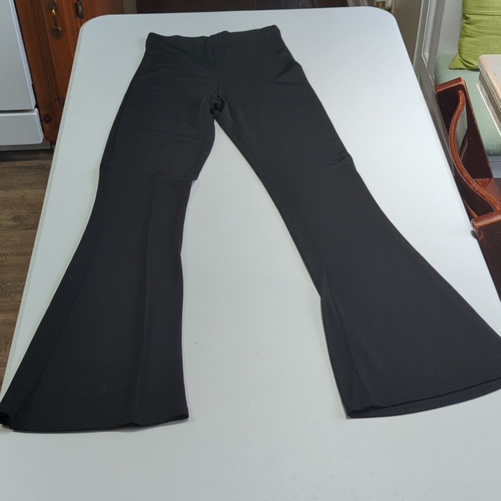 Cache Black Flare Pants S New with Tags.. Beautiful!!! - Picture 7 of 12